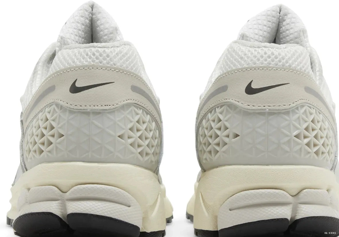 Tint Platinum Zoom 5 Vomero Nike 0722